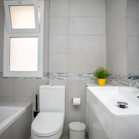 公寓 Lovely & Stylish! 3br Specious Penthouse-serenity Skyview