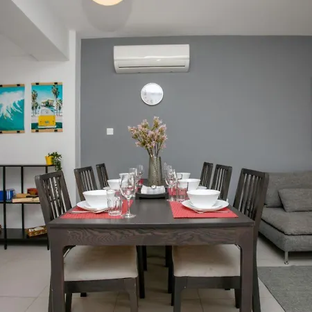 Lovely & Stylish! 3br Specious Penthouse-serenity Skyview *