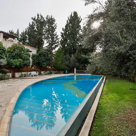 Daire Lovely & Stylish! 3br Specious Penthouse-serenity Skyview
