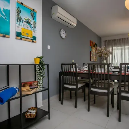 Lovely & Stylish! 3br Specious Penthouse-serenity Skyview פאפוס